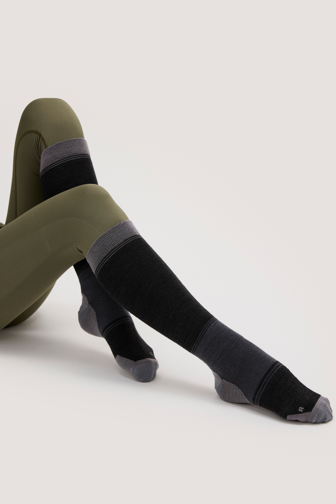 Zero Cushion Ski Sock - Black/Asphalt/Thunder