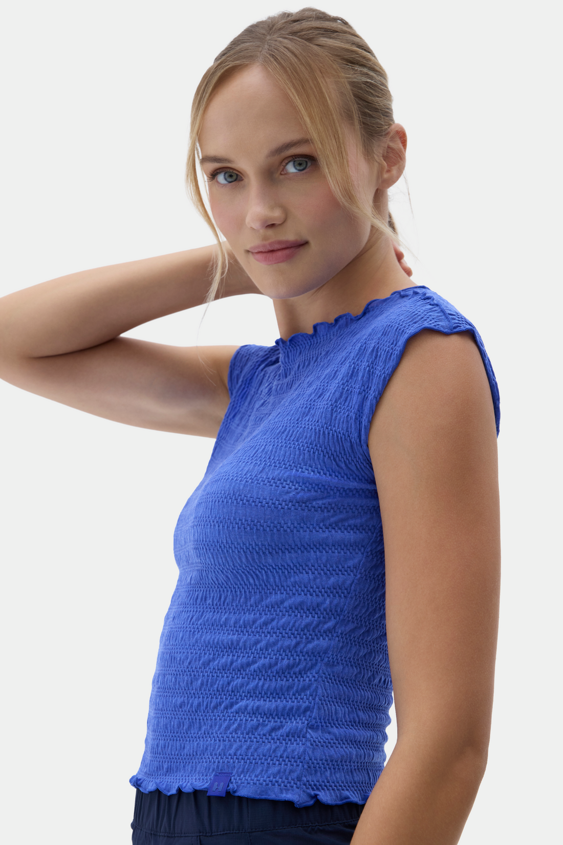 Ynes Tank