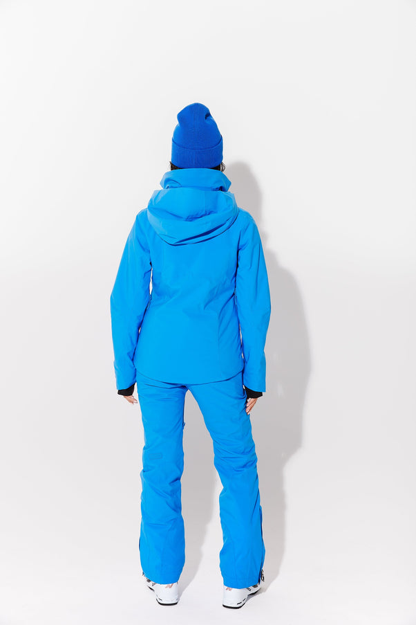 Woman wearing Blue Bird ski jacket