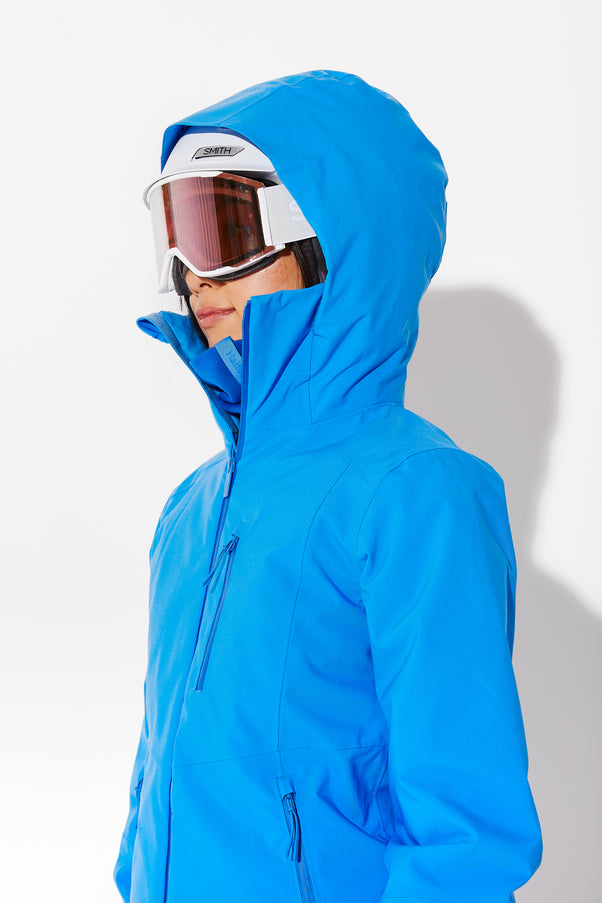 Woman wearing Blue Bird ski jacket