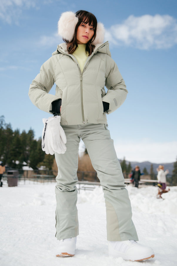 Halfdays makes chic and ultra-flattering ski jackets for women