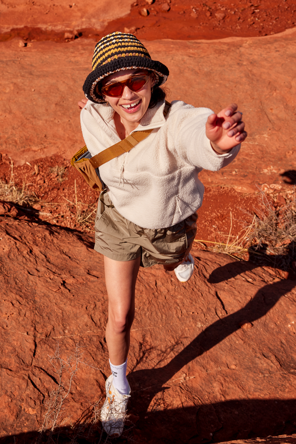 Woman in Oat Milk Pieper Fleece